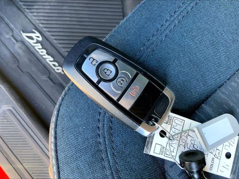 Certified 2023 Ford Bronco Heritage Edition image 14