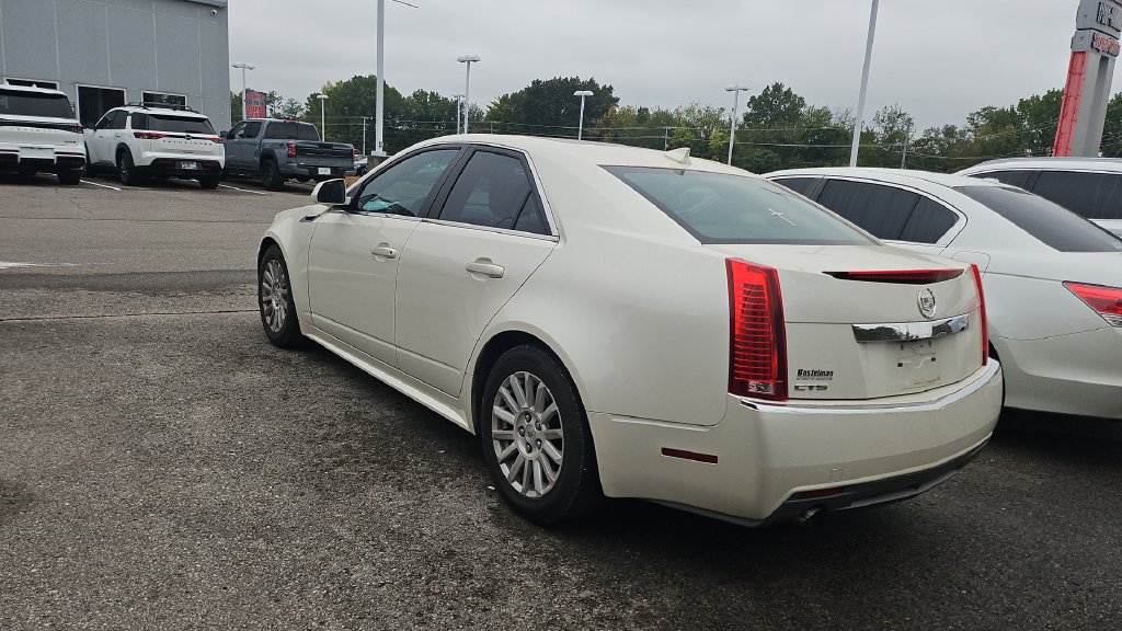 Used 2013 Cadillac CTS Luxury RWD image 4