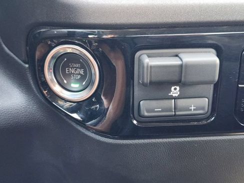 Used 2026 GMC Sierra 1500 Elevation RWD image 8