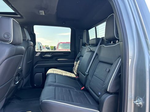 New 2026 GMC Sierra 2500 AT4X AWD/4WD image 34