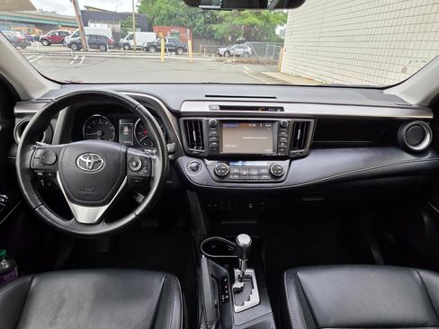 Used 2018 Toyota RAV4 Limited w/ All Weather Liner Package AWD/4WD image 16
