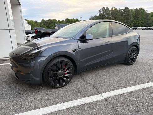 Used 2022 Tesla Model Y Performance AWD/4WD image 1