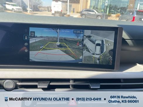 Certified 2025 Hyundai Tucson Limited FWD image 10