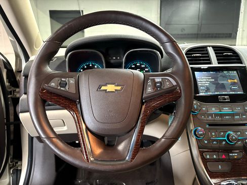Used 2013 Chevrolet Malibu LTZ image 21