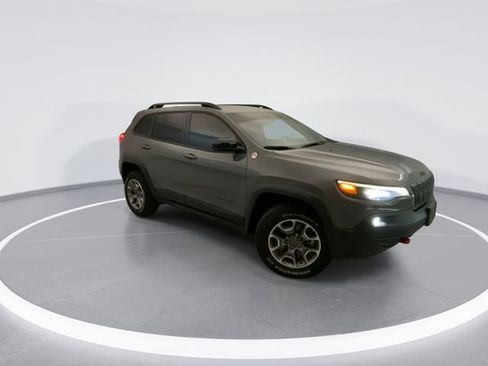 Used 2022 Jeep Cherokee Trailhawk AWD/4WD image 6