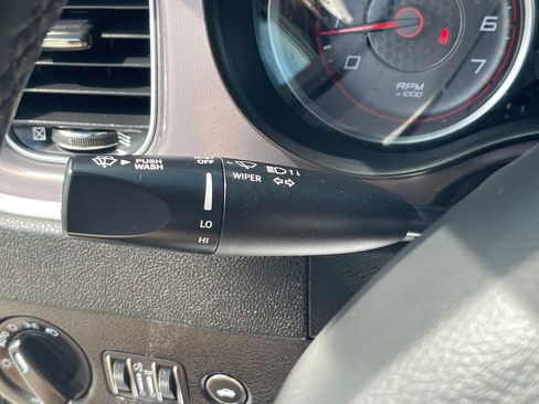 Used 2022 Dodge Charger SXT image 37