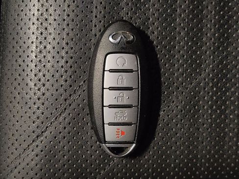 Used 2019 INFINITI Q50 Signature Edition image 32