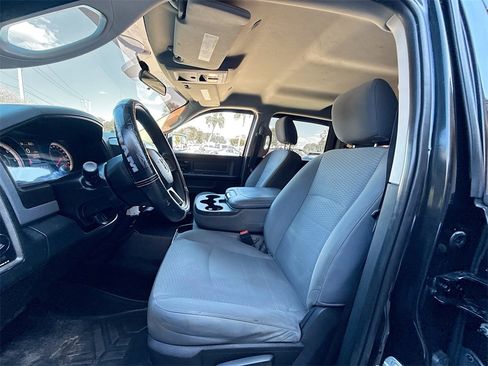 Used 2018 RAM 1500 Express image 23