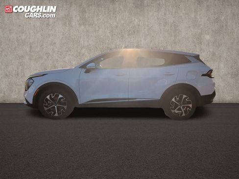 Used 2023 Kia Sportage EX image 4