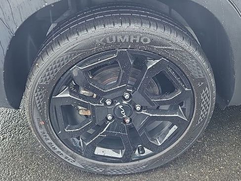 Certified 2024 Kia Seltos X-Line image 9