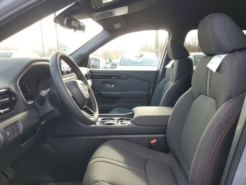 New 2025 Honda Pilot Sport image 12