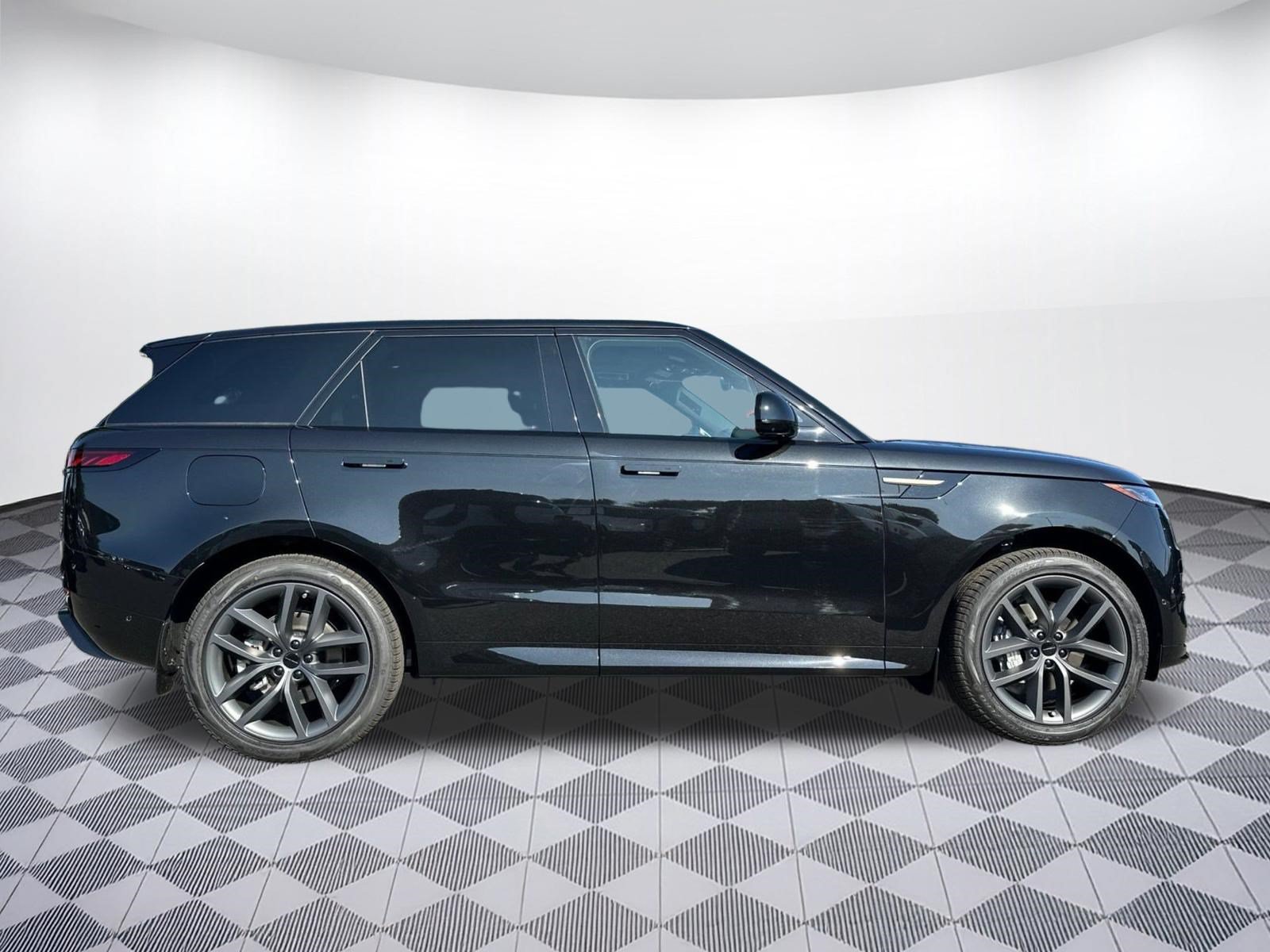 New 2026 Land Rover Range Rover Sport Dynamic SE AWD/4WD image 7