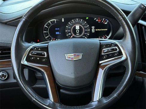 Used 2020 Cadillac Escalade 2WD image 10