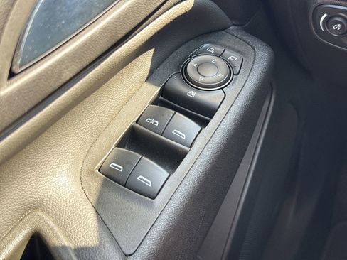 Used 2024 Chevrolet Equinox LT image 15