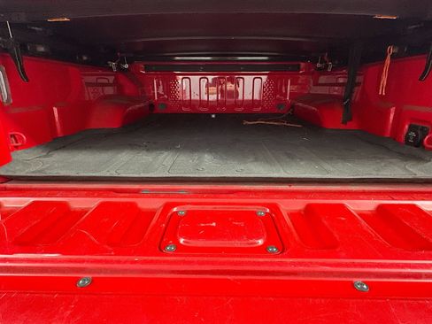 Used 2020 Jeep Gladiator Overland image 29