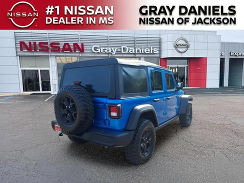 Used 2022 Jeep Wrangler Unlimited Sport AWD/4WD image 7
