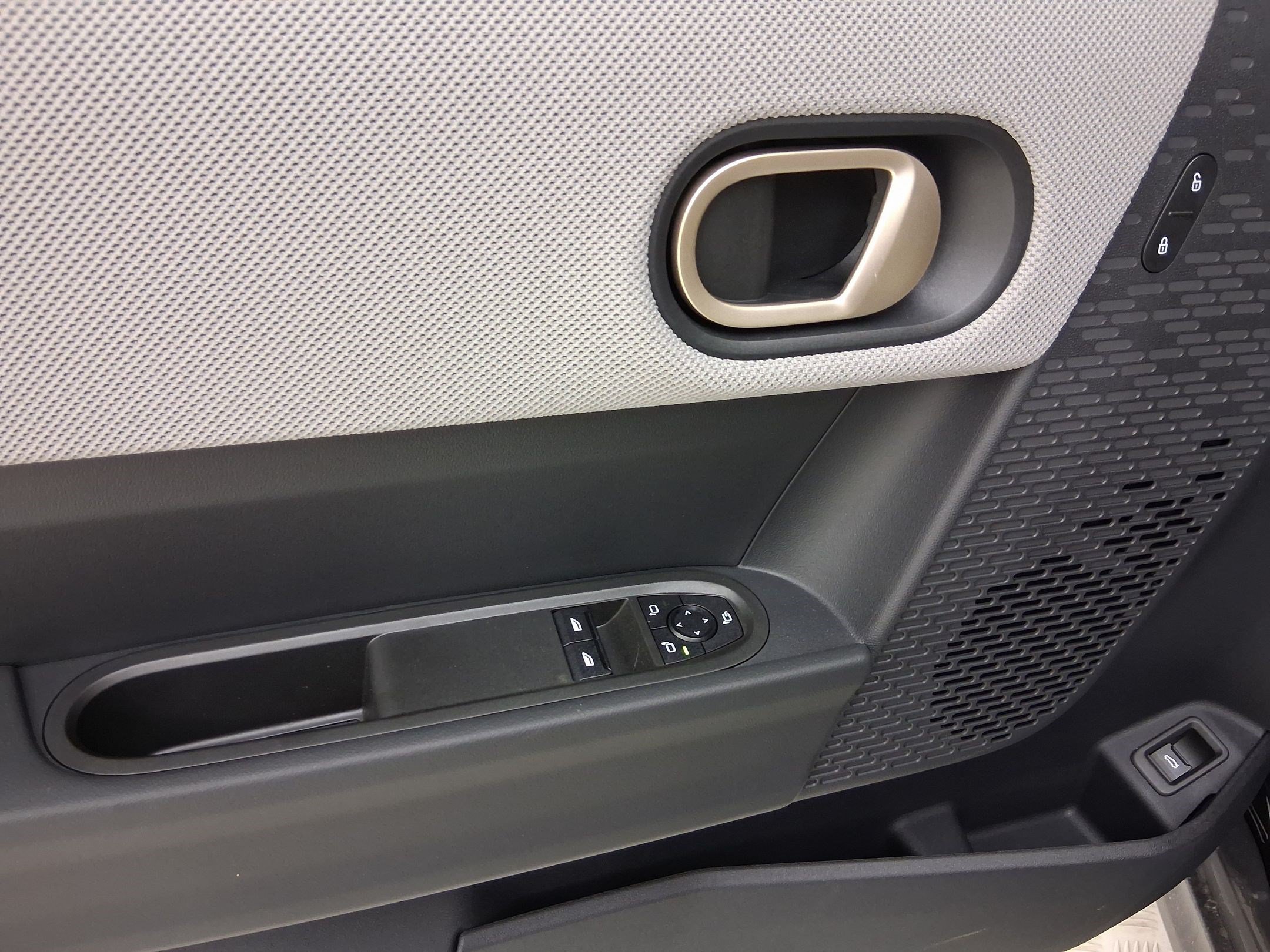 New 2026 MINI Cooper 2-Door Hardtop FWD image 12
