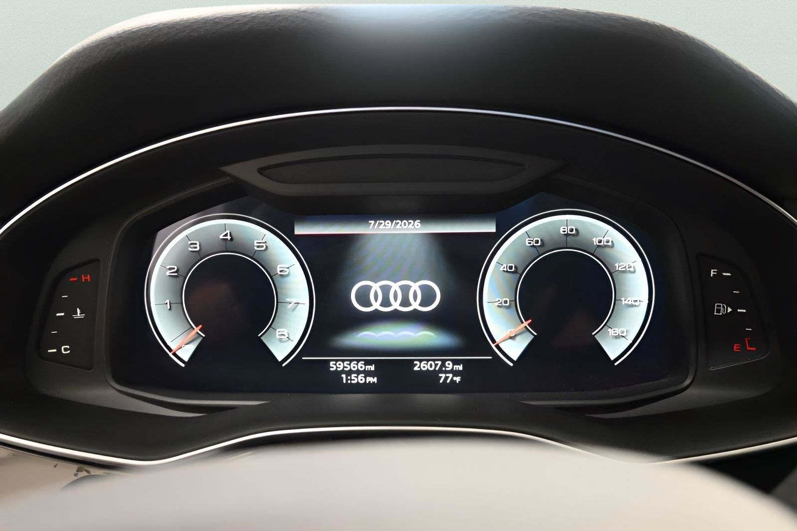 Used 2023 Audi Q8 Prestige AWD/4WD image 35