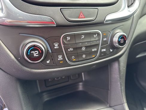 Used 2020 Chevrolet Equinox LT image 28