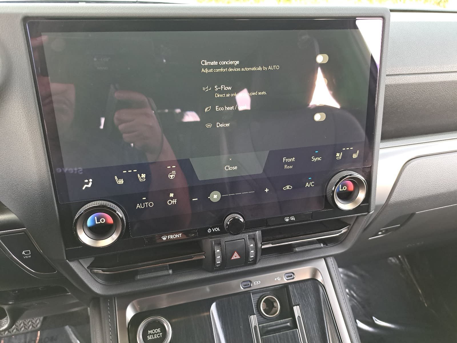 Used 2026 Lexus GX 550 w/ Accessory Package (2T) AWD/4WD image 27