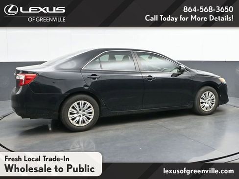 Used 2014 Toyota Camry FWD image 8