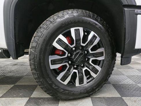 Used 2024 GMC Sierra 2500 Denali Ultimate image 19