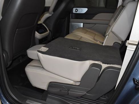 Used 2023 Lincoln Navigator L Reserve w/ Equipment Group 201A image 30