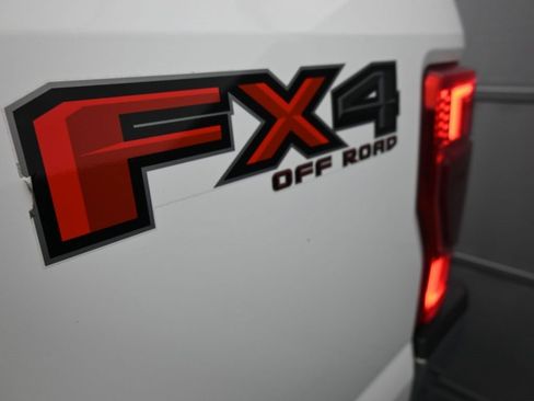 Certified 2022 Ford F250 Lariat w/ Lariat Ultimate Package image 2