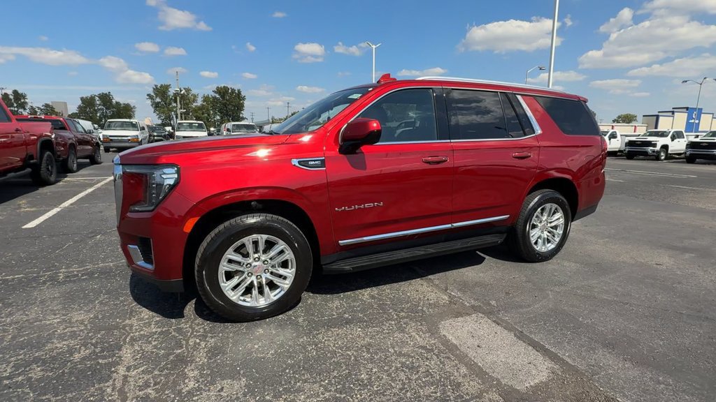 Used 2023 GMC Yukon SLT AWD/4WD image 4