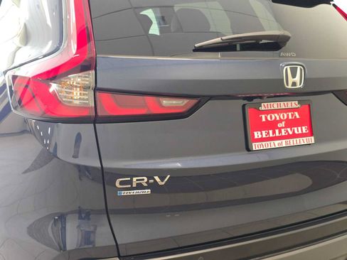 Used 2023 Honda CR-V Sport Touring image 7