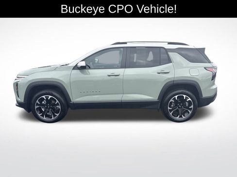 Used 2025 Chevrolet Equinox LT image 2