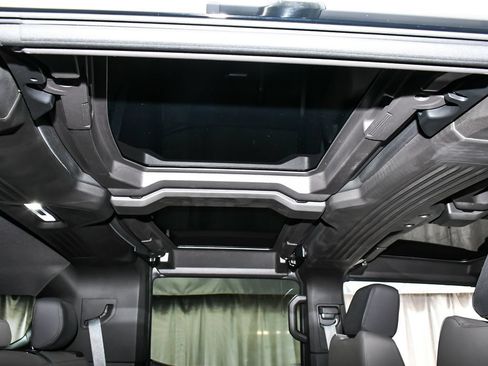 Used 2025 GMC Hummer EV 2X w/ LPO, Cargo Utility Package AWD/4WD image 52
