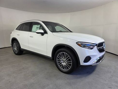 New 2026 Mercedes-Benz GLC 300 image 1