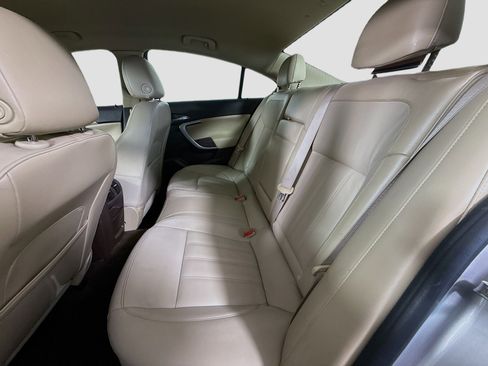 Used 2017 Buick Regal Sport Touring image 24
