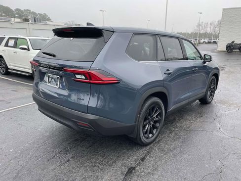 Used 2026 Toyota Grand Highlander XLE image 10