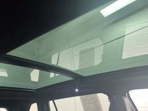 Used 2024 Volkswagen Tiguan SE R-Line AWD/4WD image 27