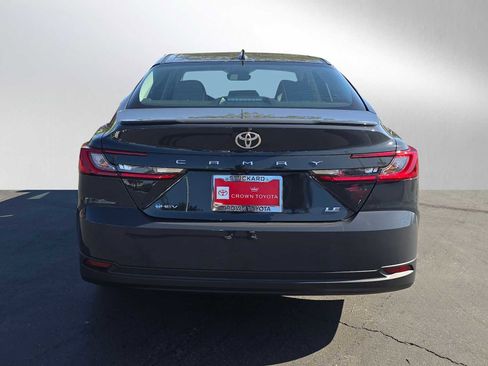 Certified 2025 Toyota Camry LE image 4