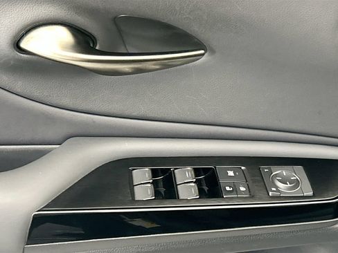 Used 2025 Lexus ES 350 w/ Accessory Package (Z2) FWD image 21