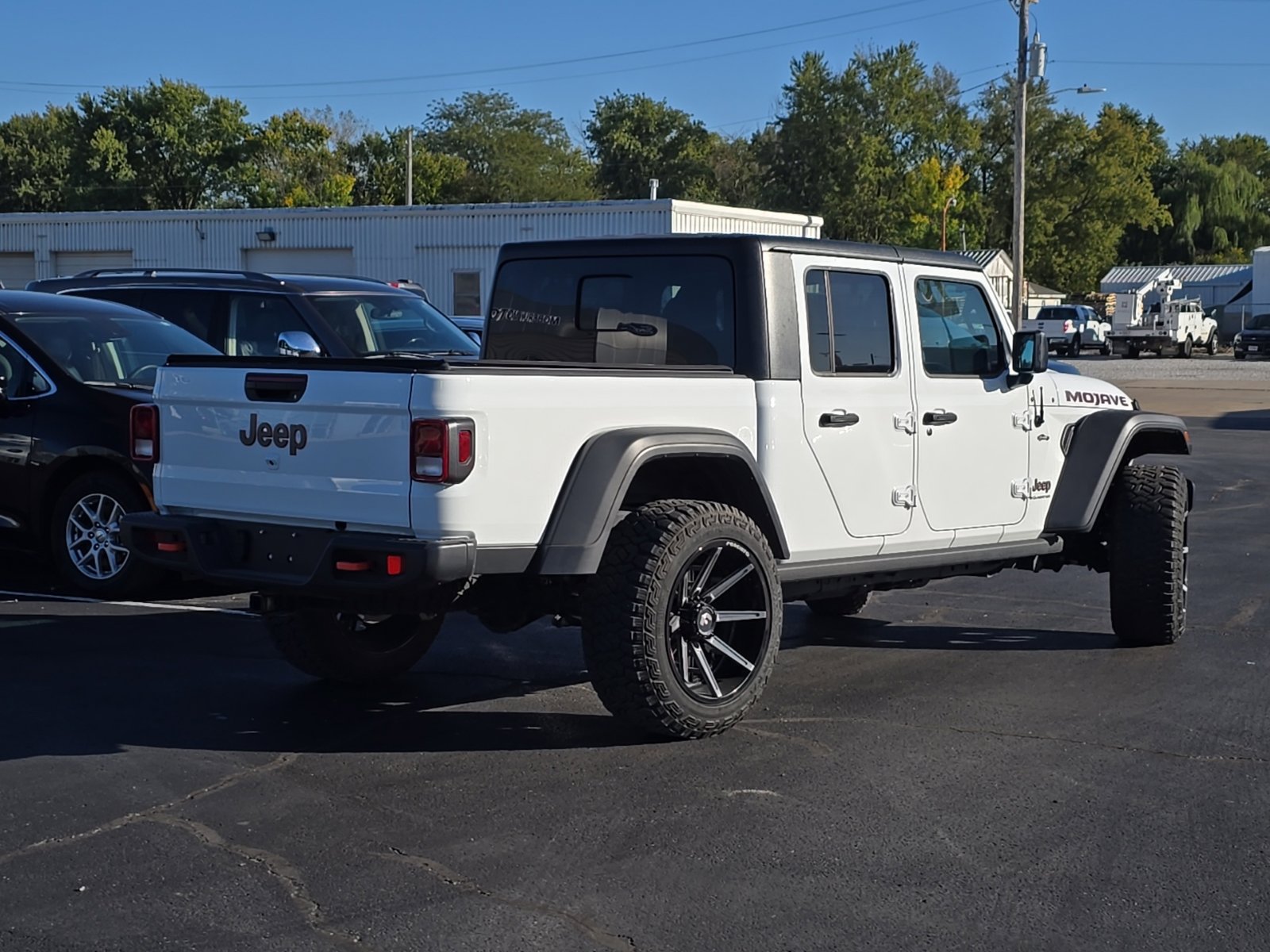 Used 2023 Jeep Gladiator Mojave w/ Trailer Tow Package AWD/4WD image 48