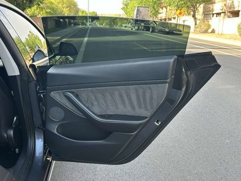 Used 2022 Tesla Model 3 Performance image 43