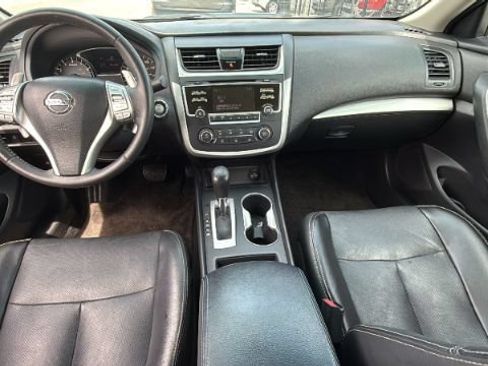 Used 2017 Nissan Altima 3.5 SR FWD image 26