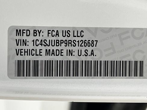Used 2024 Jeep Wagoneer Series II w/ Flexible Seating Group RWD image 89