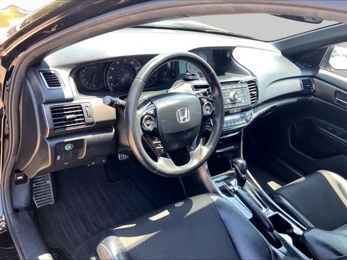 Used 2016 Honda Accord Sport image 18