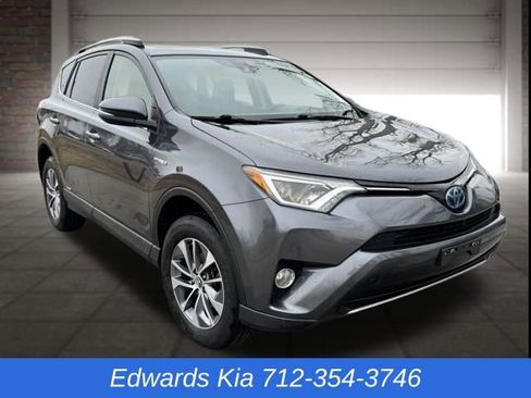 Used 2017 Toyota RAV4 XLE w/ All Weather Liner Package image 1