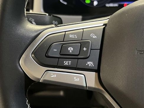 Certified 2023 Volkswagen Atlas Cross Sport SEL image 15