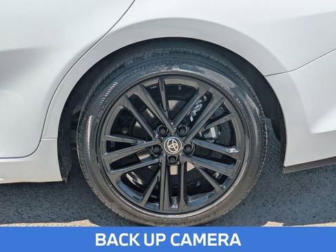 Used 2025 Toyota Camry SE w/ Convenience Package FWD image 12