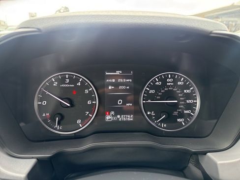 Used 2024 Subaru Crosstrek 2.0i Premium image 13