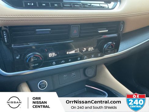 Used 2023 Nissan Rogue Platinum image 24