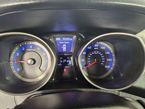 Used 2013 Hyundai Elantra GT w/ Style Pkg image 18