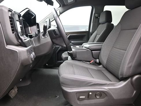 Used 2023 Chevrolet Silverado 1500 LT w/ Protection Package AWD/4WD image 10